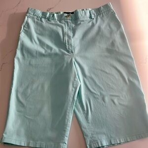 Burberry golf shorts. Size 8 ( fits like US 6)